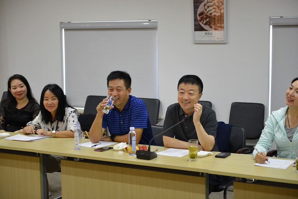“智联清华、并肩同行” ——清华经管学院EMBA辽宁校友会走进正业集团(图2)